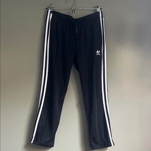 Adidas capri pants